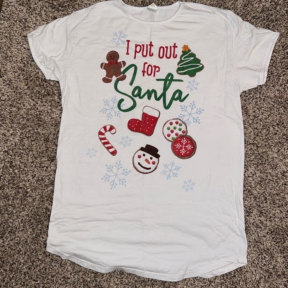 Christmas Sleep Tshirt.   Santa